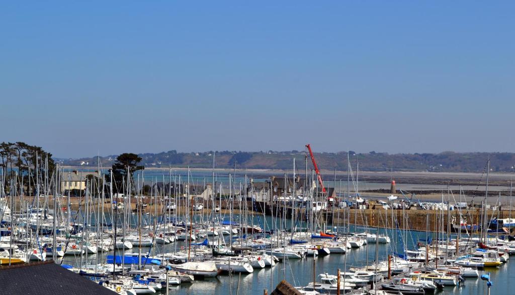 Au Bon Accueil Hotel Perros-Guirec Luaran gambar